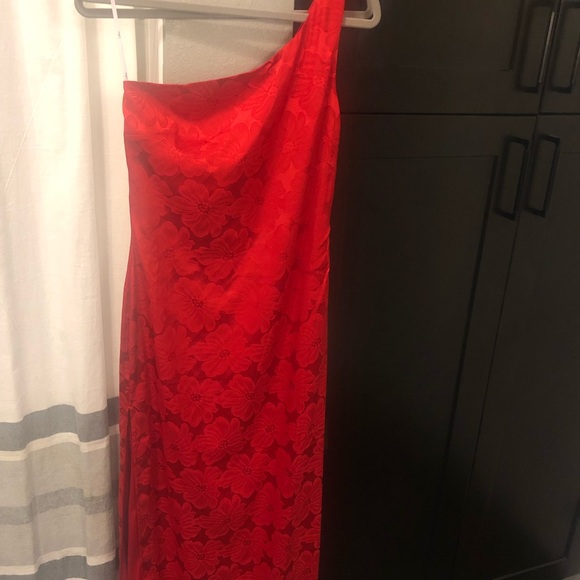 One-shoulder Maxi Dress - Picture 3 of 4